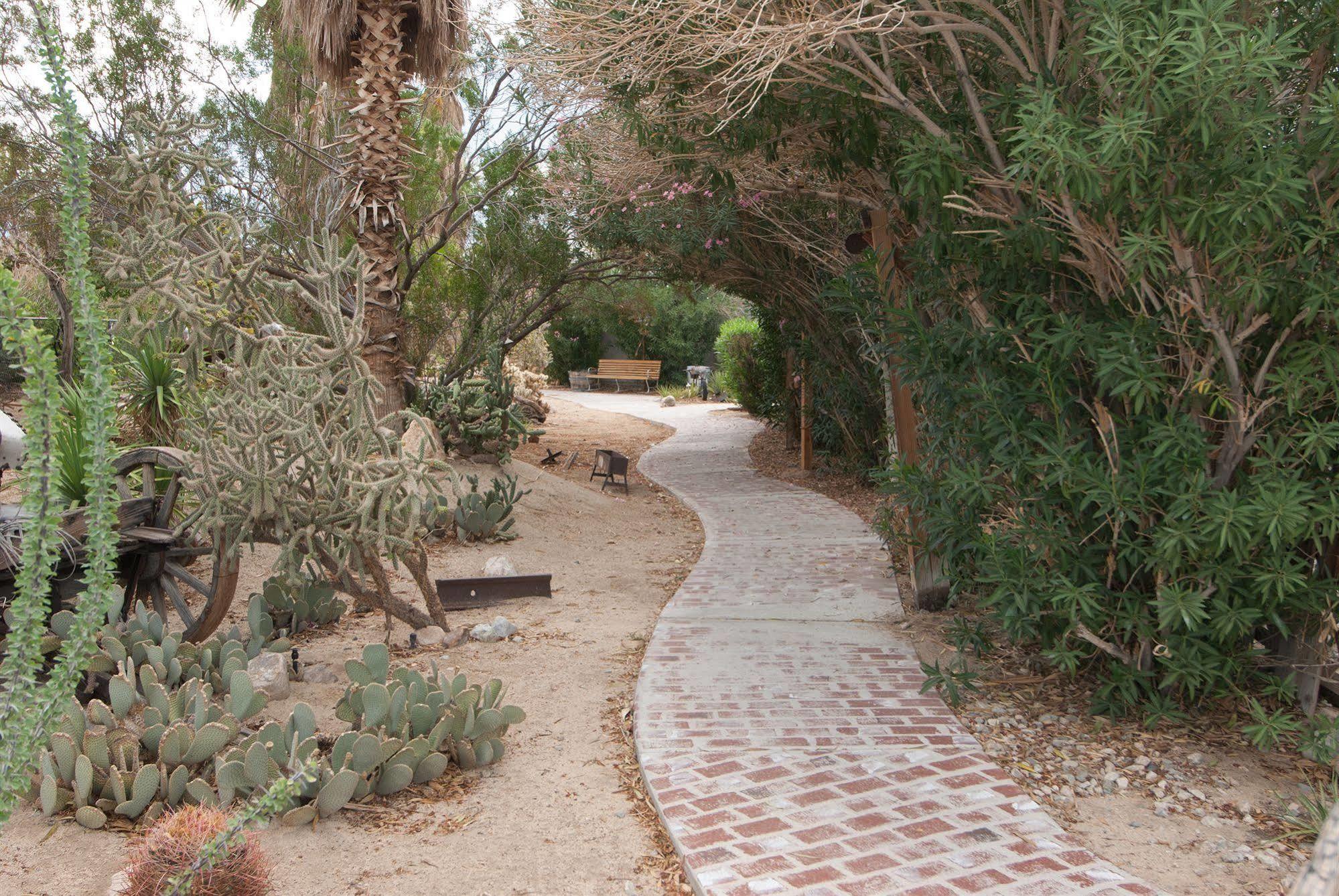Sunnyvale Garden Suites - Joshua Tree National Park Twentynine Palms Exterior foto
